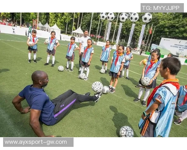 全国首个足球运动表现分析实验室在武汉启用AI教练助力运动员提升表现