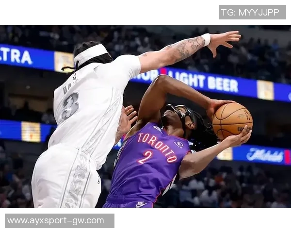 浓眉半场表现亮眼12投6中罚球全中助力球队争胜